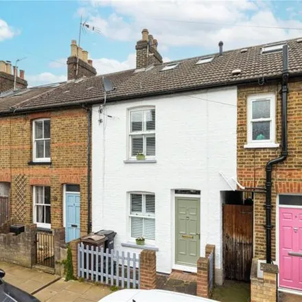 Buy this 3 bed townhouse on 31-49 Cavendish Road in St Albans, AL1 5EF