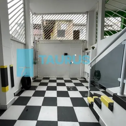 Buy this 2 bed house on Rua Monte Kemel in Vila Santo Estéfano, São Paulo - SP