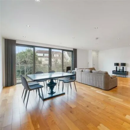 Buy this 2 bed apartment on Hendon Way in Finchley Road, London