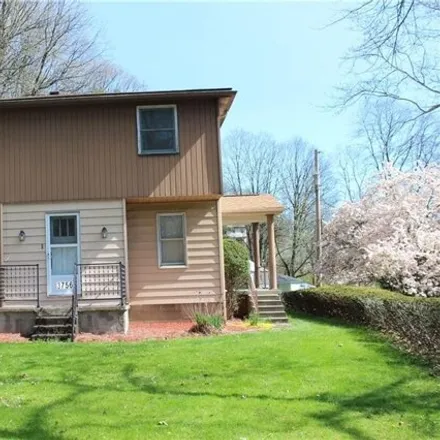 Rent this 3 bed house on 3871 Franklin Towne Court in Murrysville, PA 15668