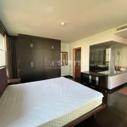 Rent this 3 bed apartment on M.R. Kukrit's Heritage Home in Soi Naradhiwas Rajanagarindra 7, Suan Phlu