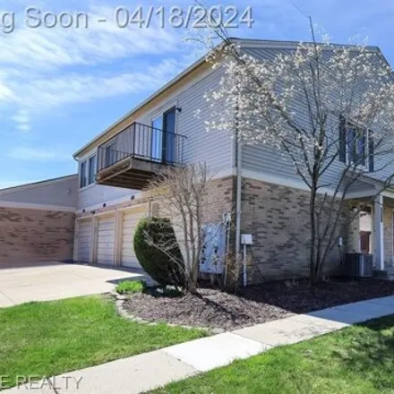 Buy this 2 bed condo on 44566 Connecticut Court in Clinton Charter Township, MI 48038