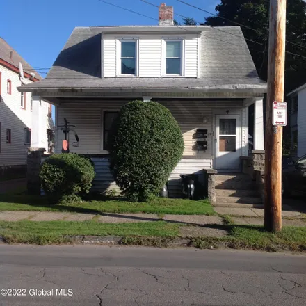 Buy this 3 bed townhouse on 27 Swan Street in City of Schenectady, NY 12307