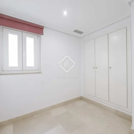 Image 1 - Hernán Cortés - Ciril Amorós, Carrer d'Hernán Cortés, 46004 Valencia, Spain - Apartment for rent