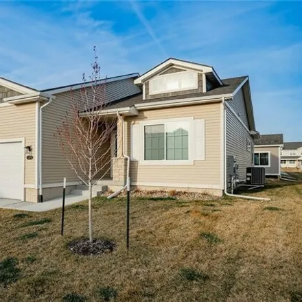 Buy this 3 bed condo on Mockingbird Drive in West Des Moines, IA
