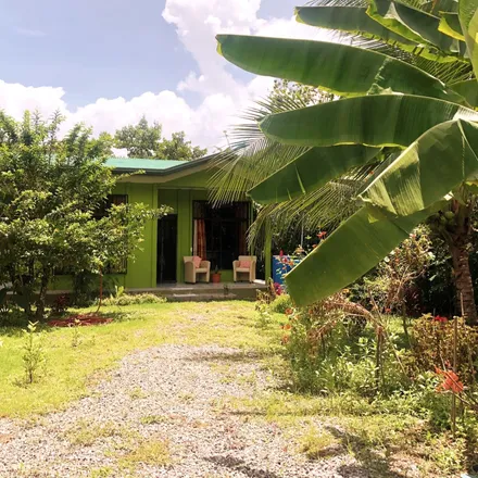 Rent this 2 bed house on Calle La Unión in Limón Province, Cahuita