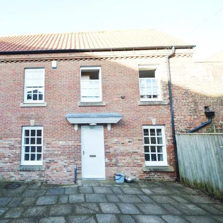 Rent this 7 bed house on 63 Hallgarth Street in Durham, DH1 3AY