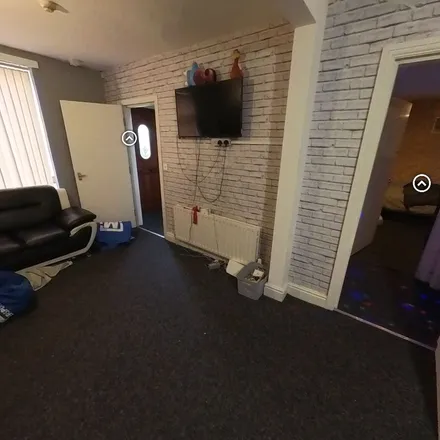 Rent this 1 bed apartment on 117 Canterbury Drive in Leeds, LS6 3HA