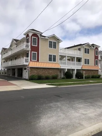 Buy this 2 bed condo on 337 56th Street in Sea Isle City, Cape May County