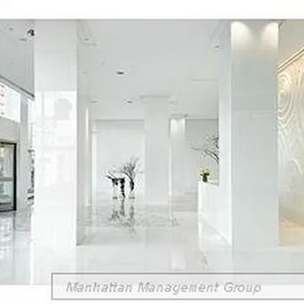 Image 4 - P.D. O'Hurley's, 557 12th Avenue, New York, NY 10036, USA - Apartment for rent
