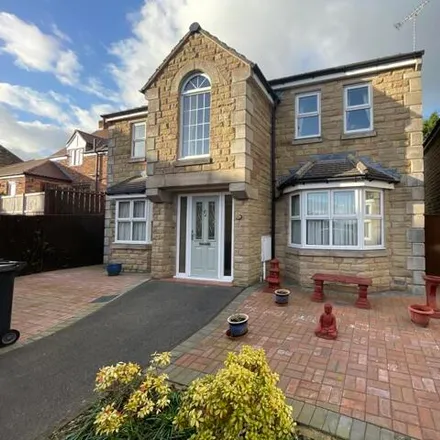 Rent this 4 bed house on Helmsley Close in Chesterfield, S41 8BG