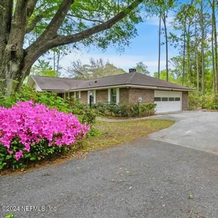 Buy this 3 bed house on 4250 Saddlehorn Trail in Clay County, FL 32068