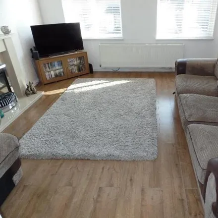 Image 4 - Ramulis Drive, Hayes, Great London, Ub4 - Room for rent