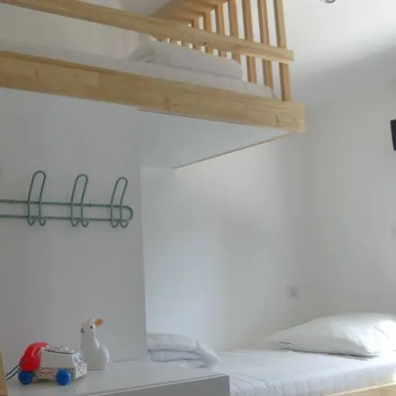 Rent this 3 bed house on 17110 Saint-Georges-de-Didonne