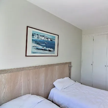 Image 5 - Mouchotte, Allée du Chef d'Escadron de Guillebon, 75014 Paris, France - Apartment for rent