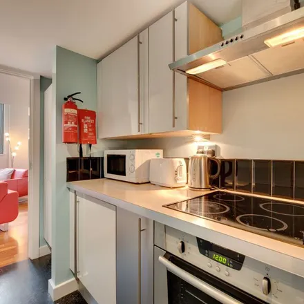 Image 6 - Centralofts, 21 Waterloo Street, Newcastle upon Tyne, NE1 4AL, United Kingdom - Apartment for rent