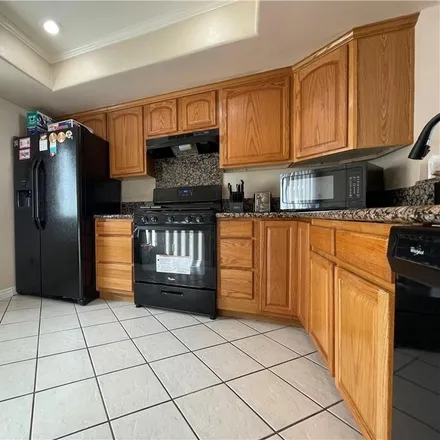 Image 4 - 1799 Ember Glow Circle, Paradise, NV 89119, USA - House for rent