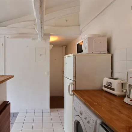 Image 7 - 58 Rue de Malte, 75011 Paris, France - Apartment for rent