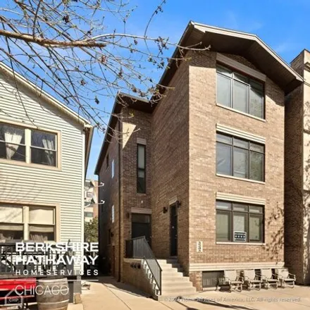 Rent this 2 bed house on 3243 South Wells Street in Chicago, IL 60616