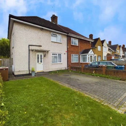 Buy this 3 bed duplex on Bransgrove Road in London, HA8 6HZ