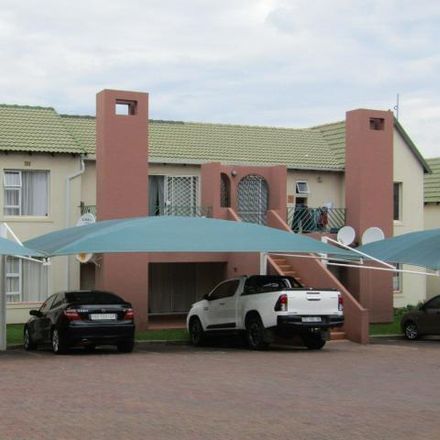 Rent this 2 bed townhouse on Albertina Sisulu Road in Johannesburg Ward 124, Johannesburg
