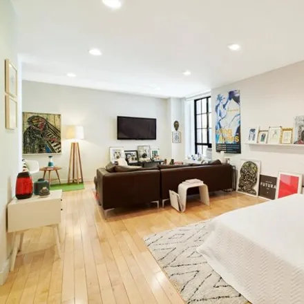 Buy this studio apartment on 132 Perry Street in New York, NY 10014