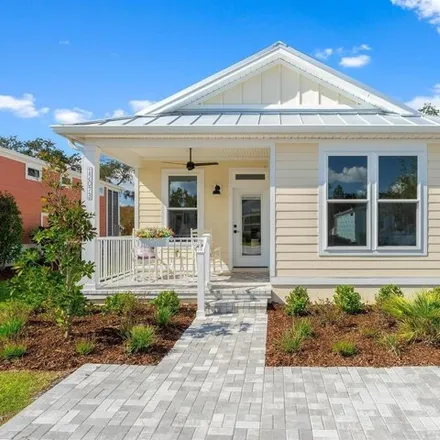 Buy this 2 bed house on 12073 Lakeshore Way in Wildwood, FL 34484