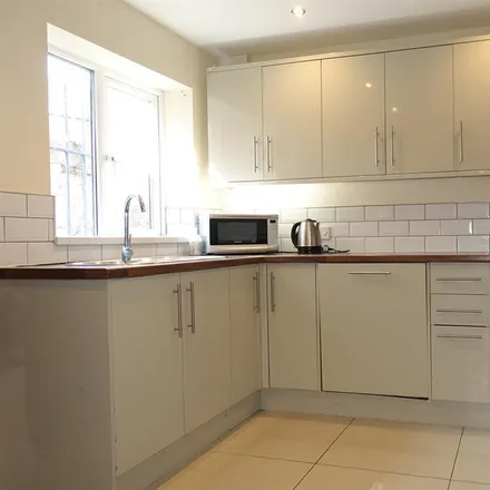 Rent this 6 bed townhouse on unnamed road in Middlesbrough, TS1 3EJ
