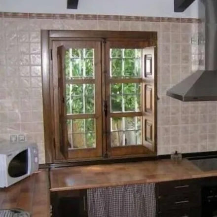 Rent this 5 bed house on 10680 Malpartida de Plasencia