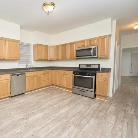 Rent this 3 bed apartment on 22 West 40th Street in Bayonne, NJ 07002