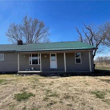Rent this 3 bed house on 225 Bright St in Cave Springs, Benton County