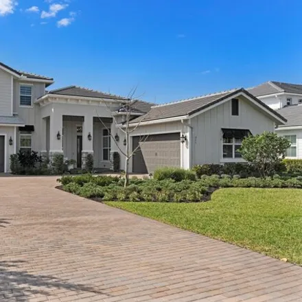 Buy this 6 bed house on 971 Hookline Cir in Loxahatchee, Florida