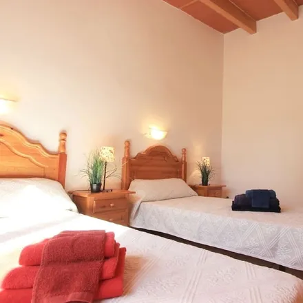 Rent this 2 bed house on El Fogón in Carrer de Monsenyor Palmer, 07014 Palma