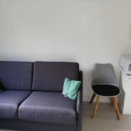 Rent this 1 bed apartment on 39 Impasse Carnot in 84800 L'Isle-sur-la-Sorgue, France