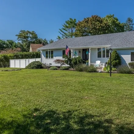 Buy this 3 bed house on 100 Union Avenue in Center Moriches, NY 11934
