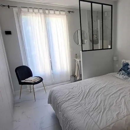 Rent this 2 bed apartment on Aix-en-Provence in Bouches-du-Rhône, France