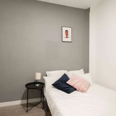 Rent this 4 bed apartment on Calle de Toledo in 119, 28005 Madrid