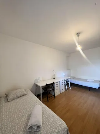 Rent this 1studio room on Almeida Valente in Rua Conde de Avranches, 4249-004 Porto