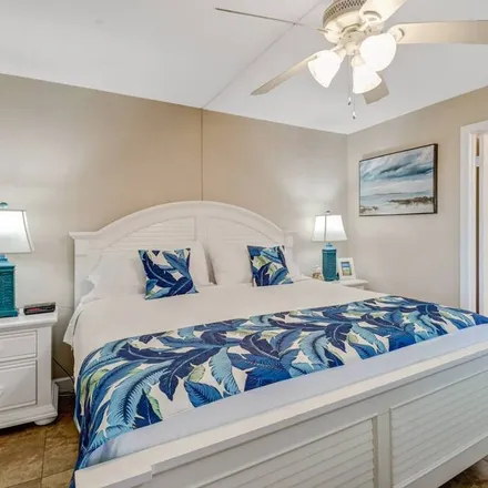 Rent this 1 bed condo on Bonita Springs