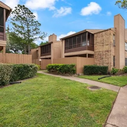 Rent this 2 bed condo on Chambers Elementary School in 10700 Carvel Lane, Bellaire West