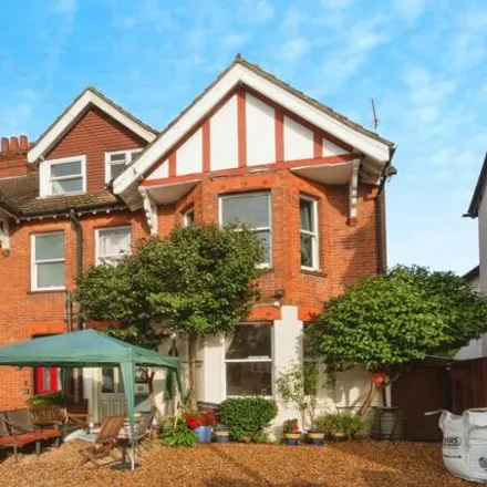 Buy this 6 bed duplex on Kings Ride in Camberley, GU15 4HN