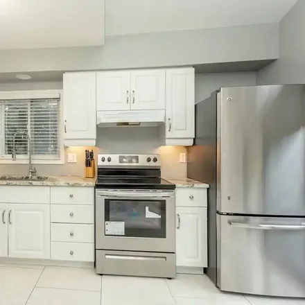 Rent this 3 bed apartment on London in ON N5X 4C9, Canada