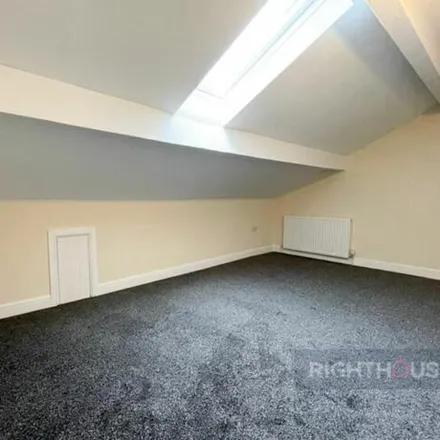 Image 6 - Albion Place, Thornton, BD13 3QA, United Kingdom - Townhouse for rent