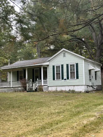 Buy this 5 bed house on 448 North Hancock Street in Pentwater, Pentwater Township