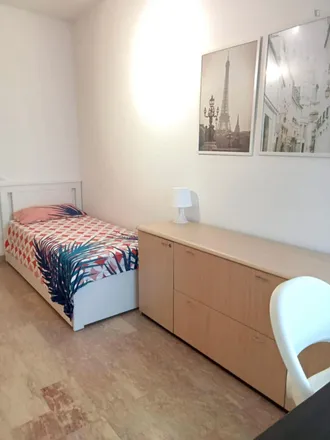 Rent this 3 bed room on Via Medardo Rosso in 11, 20159 Milan MI