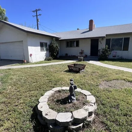 Buy this 3 bed house on 788 West Cleveland Avenue in Porterville, CA 93257