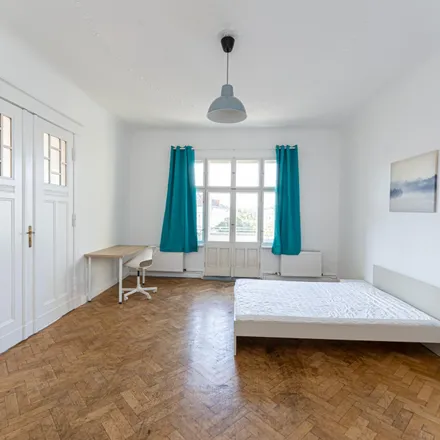 Rent this 5 bed room on Biebricher Straße 15 in 12053 Berlin, Germany
