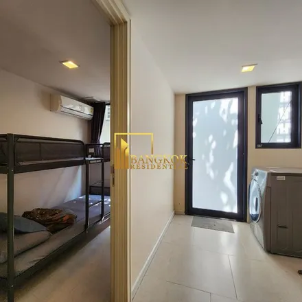 Rent this 1 bed apartment on Chanarat Place in Soi Sukhumvit 31, Asok