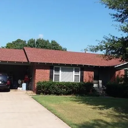 Buy this 3 bed house on 2304 South 65th Street in Fort Smith, AR 72903