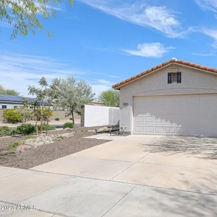 Rent this 3 bed house on 4013 E Ironhorse Rd in Gilbert, Arizona